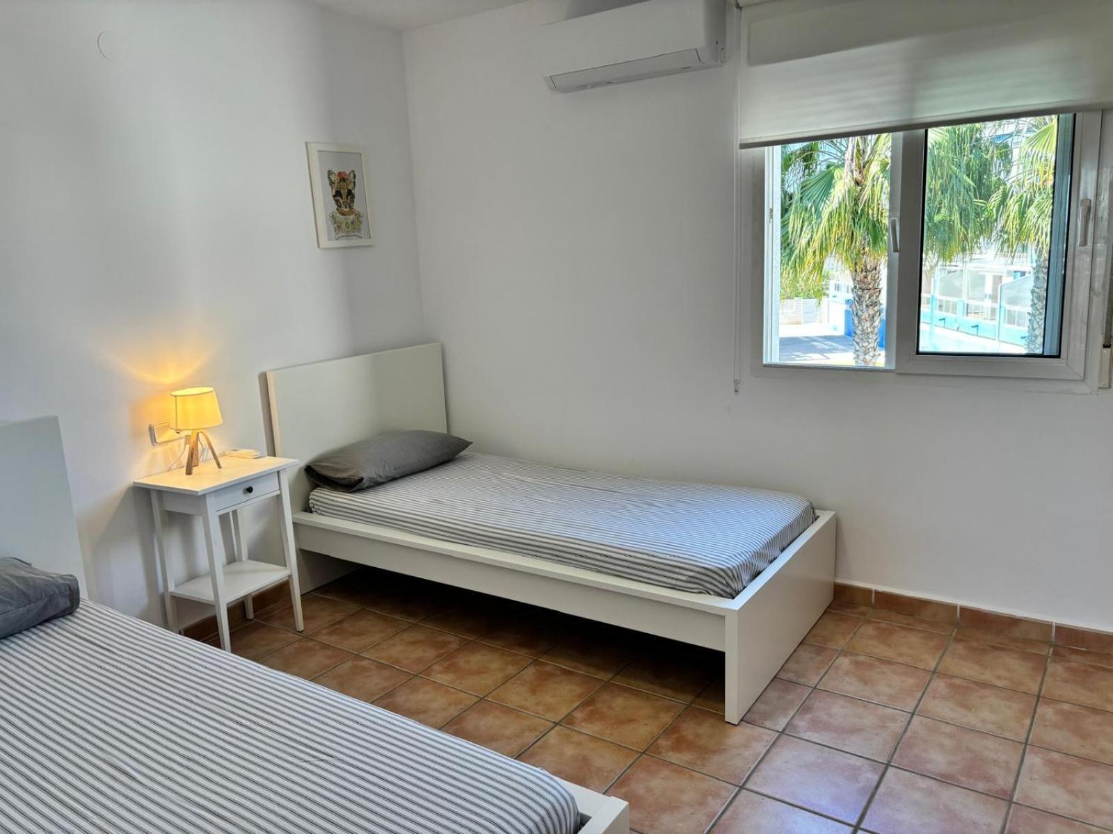 Caseta Rabdells Olivanova 150m de la playa Exterior foto